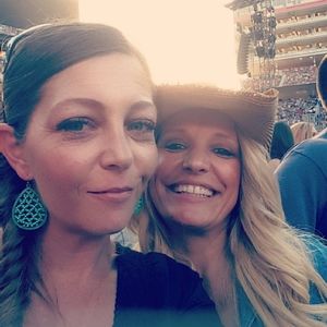 Meet your Posher, Adrienne